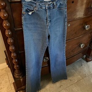 Levi’s 512 Slim Taper Flex Fit High Rise Blue Jeans 28W 31L